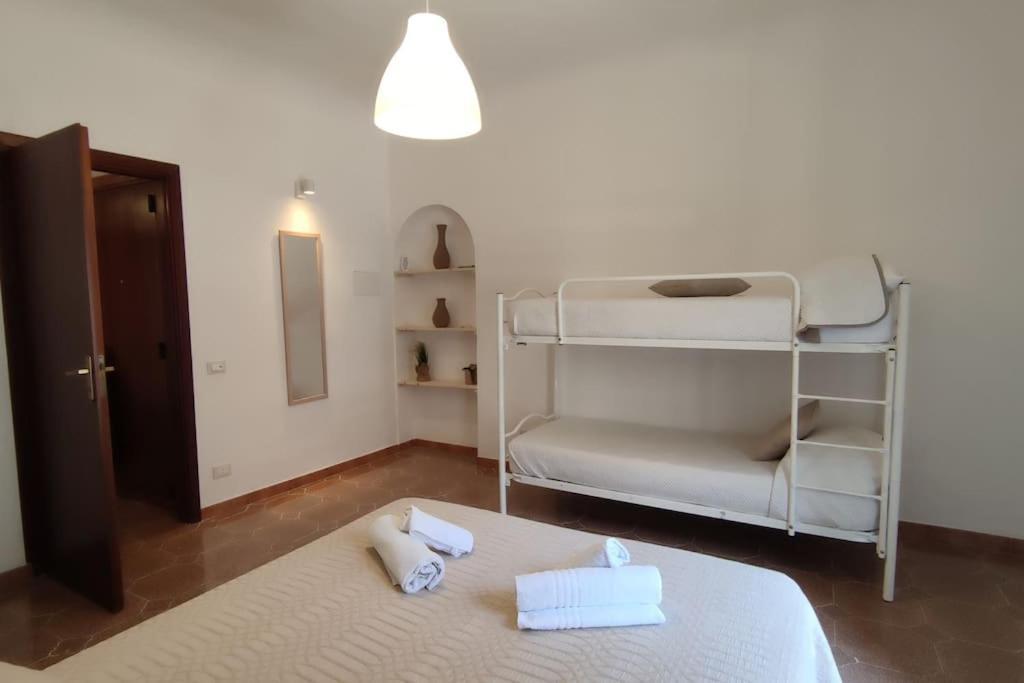 צ'פאלו Casa Vacanze U Curtigghiu מראה חיצוני תמונה